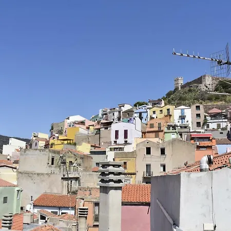 Il Tetto Nel Cuore Di Apartmán Bosa