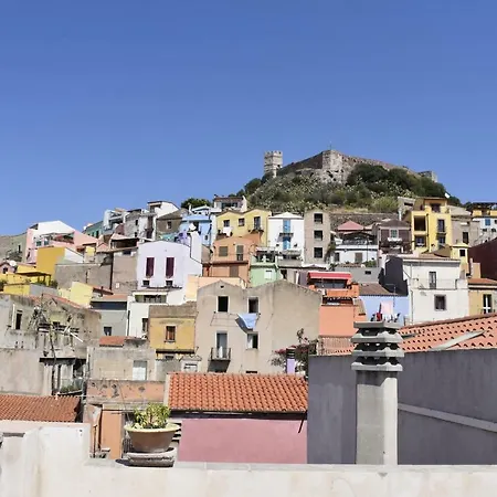 Apartmán Il Tetto Nel Cuore Di Bosa